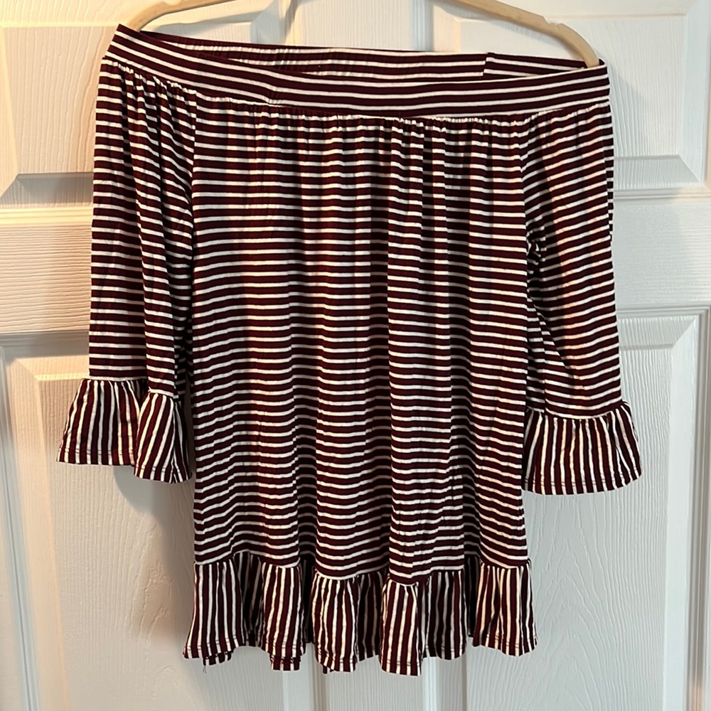 Maroon & White Over the Shoulder Peplum Top